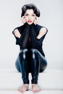 Sara Loren feet photo 2