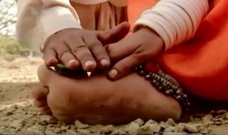 Sara Loren feet photo 9