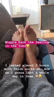 Sara Lumholdt feet photo 8
