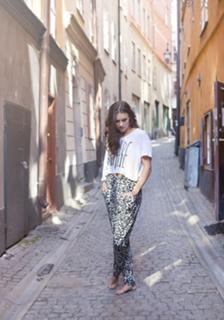 Sara Lumholdt feet photo 9