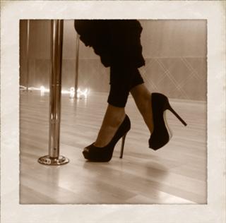 Sara Lumholdt feet photo 16