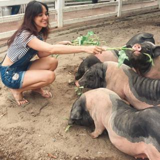 Sara Malakul Lane feet photo 7