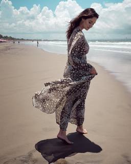 Sara Malakul Lane feet photo 9