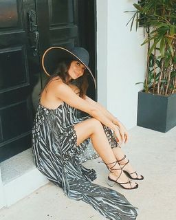 Sara Malakul Lane feet photo 12