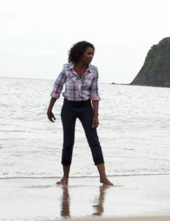 Sara Martins feet photo 7