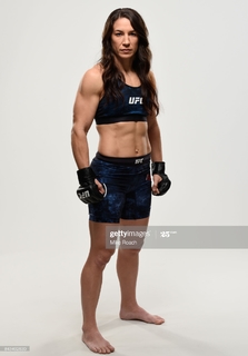 Sara McMann feet photo 2