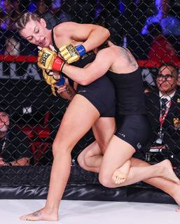 Sara McMann feet photo 3