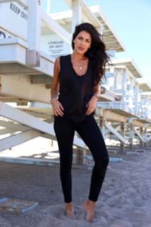 Sara Montazami feet photo 2