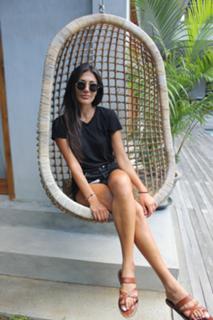 Sara Montazami feet photo 7