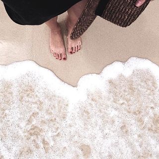 Sara Montazami feet photo 6