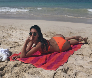 Sara Montazami feet photo 11