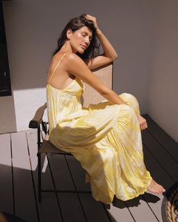Sara Montazami feet photo 15
