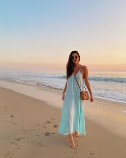 Sara Montazami feet photo 10