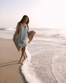 Sara Montazami feet photo 9