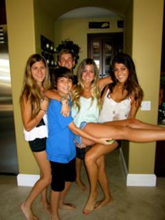 Sara Montazami feet photo 4