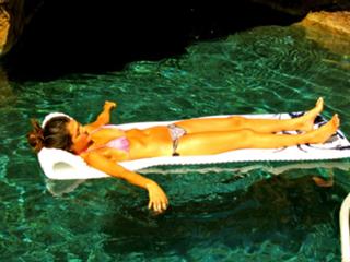 Sara Montazami feet photo 20