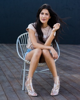 Sara Montazami feet photo 5