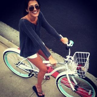 Sara Montazami feet photo 5