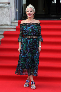 Sara Pascoe feet photo 4