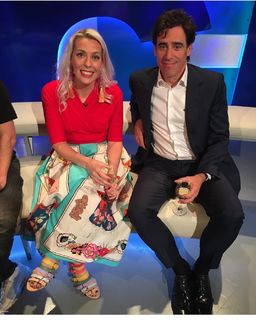 Sara Pascoe feet photo 2