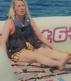 Sara Pascoe feet photo 2