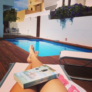 Sara Prata feet photo 1