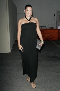 Sara Ramirez feet photo 8