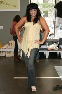 Sara Ramirez feet photo 17