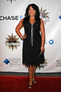 Sara Ramirez feet photo 2