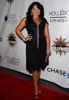 Sara Ramirez feet photo 17