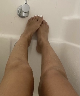 Sara Rose feet photo 13