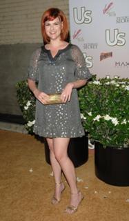 Sara Rue feet photo thumbnail
