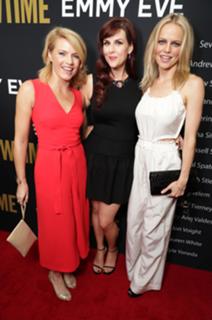 Sara Rue feet photo thumbnail