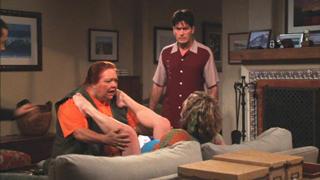 Sara Rue feet photo thumbnail