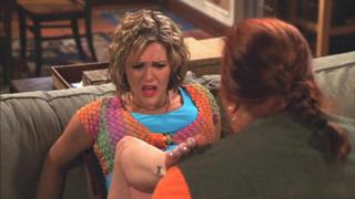 Sara Rue feet photo thumbnail
