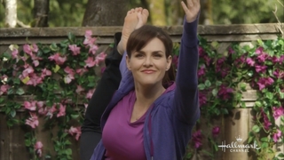 Sara Rue feet photo thumbnail