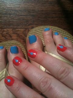 Sara Rue feet photo thumbnail