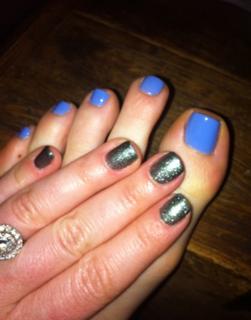 Sara Rue feet photo thumbnail