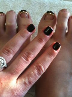 Sara Rue feet photo thumbnail