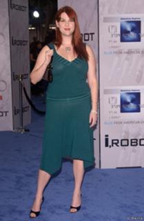 Sara Rue feet photo thumbnail