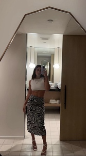 Sara Saffari feet photo thumbnail