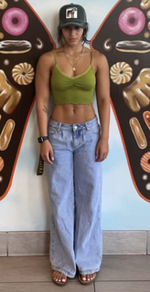 Sara Saffari feet photo thumbnail