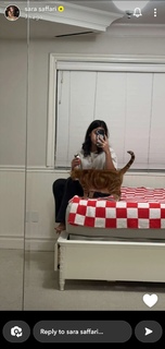 Sara Saffari feet photo thumbnail
