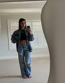 Sara Saffari feet photo thumbnail