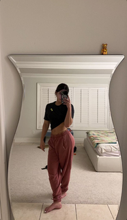 Sara Saffari feet photo thumbnail
