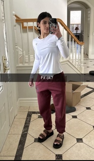 Sara Saffari feet photo thumbnail