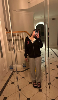 Sara Saffari feet photo thumbnail