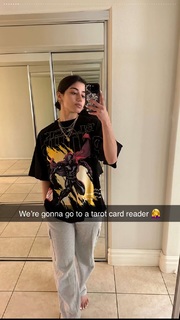 Sara Saffari feet photo thumbnail