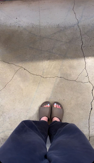 Sara Saffari feet photo thumbnail