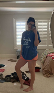 Sara Saffari feet photo thumbnail